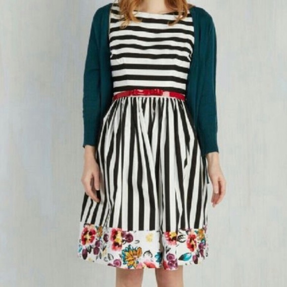 Mod Cloth Miss Mix-it Floral/Stripe Dress Sz 1x - Picture 4 of 8